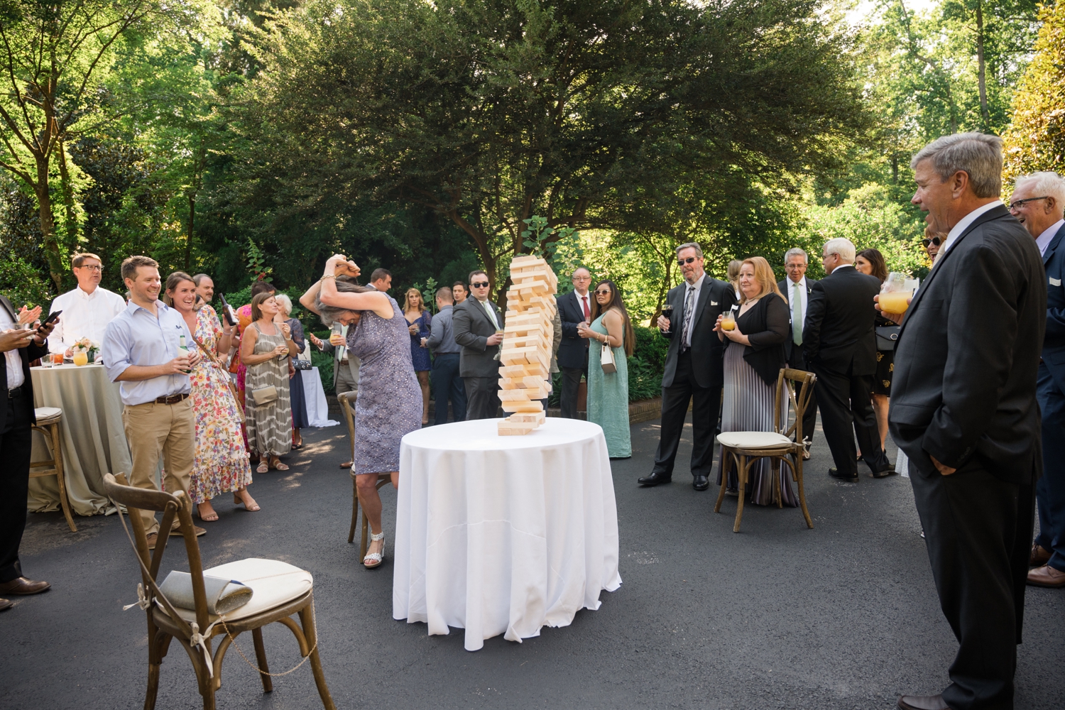 guests enjoying cocktail hour