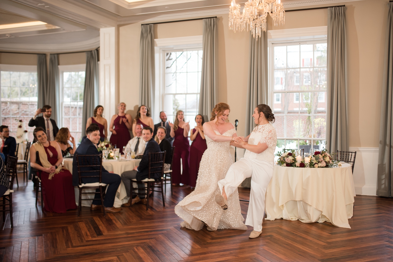 couple shares their first dance at the Tidewater Inn