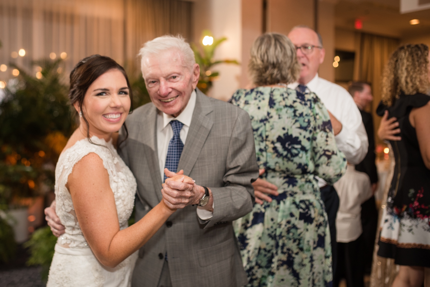 Annapolis waterfront Hotel Autograph Collection wedding reception