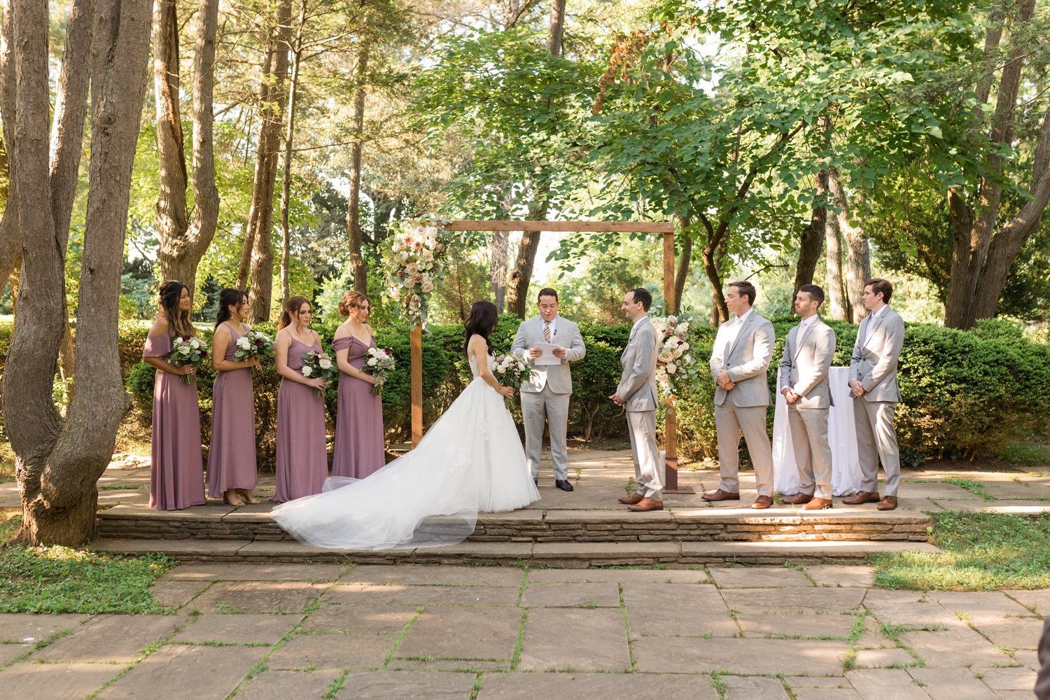 bride and groom with bridal party at Woodend Sanctuary & Mansion 