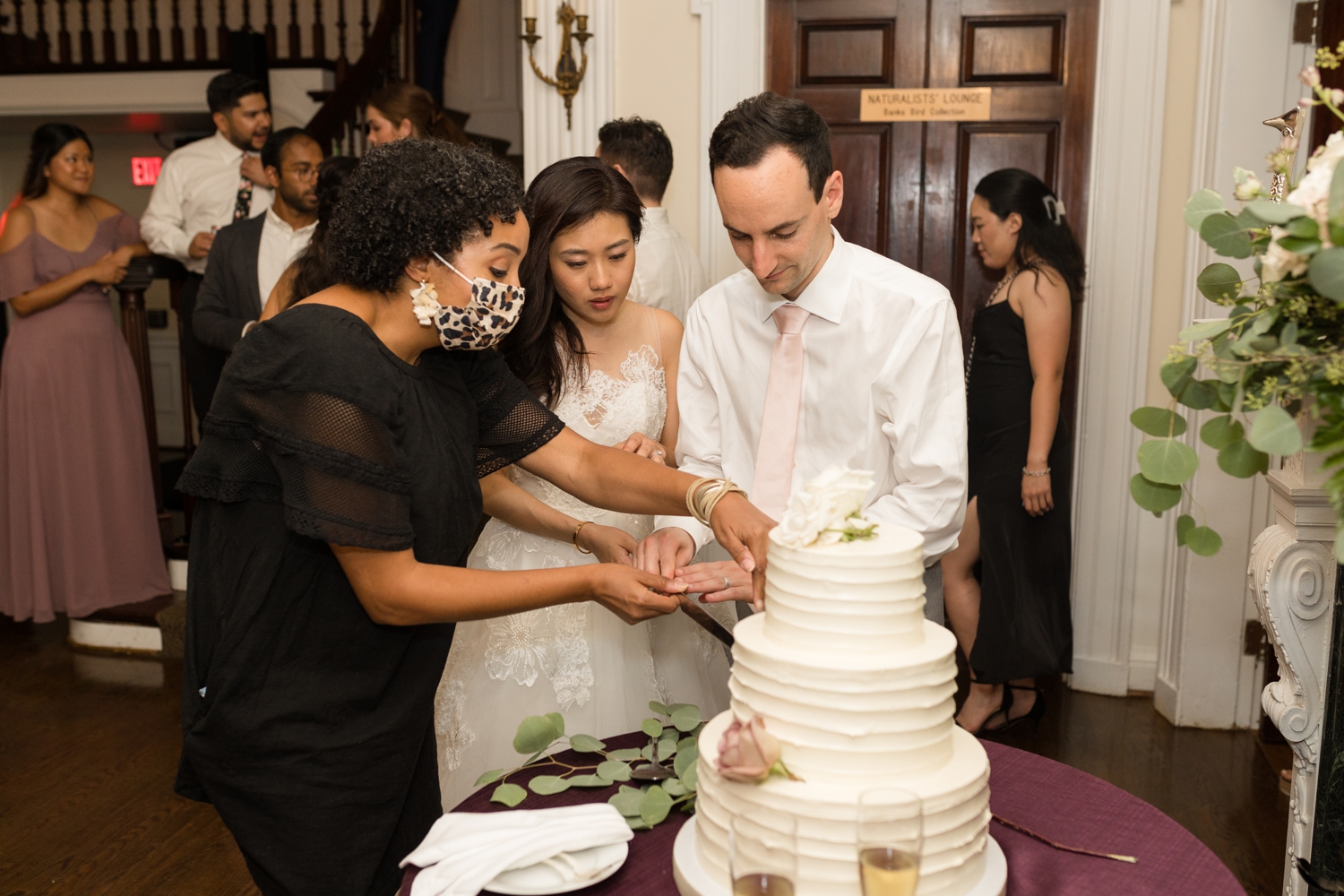 cake cutting at Woodend Sanctuary & Mansion 