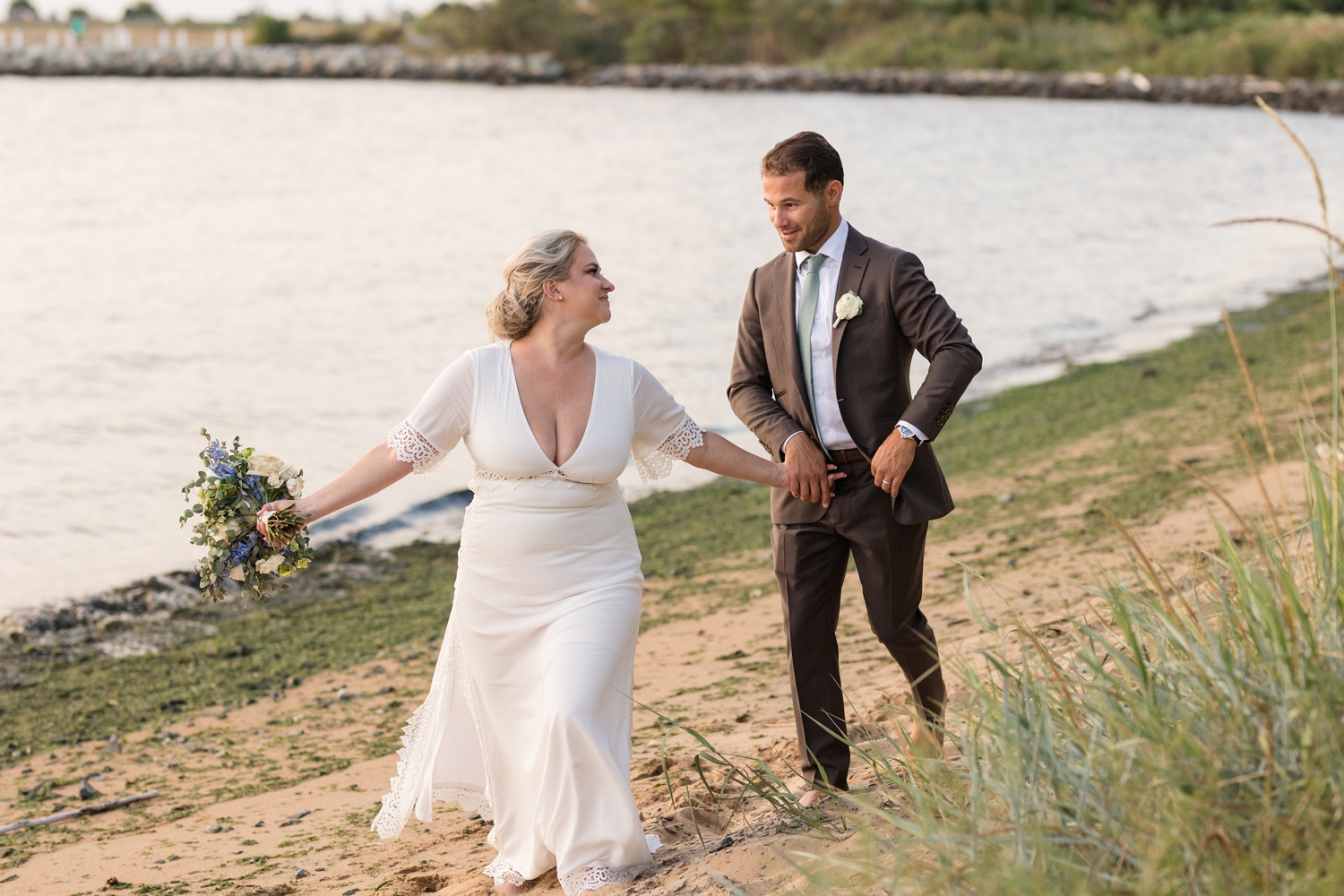 Best wedding photographer at Chesapeake Bay Beach Club Wedding