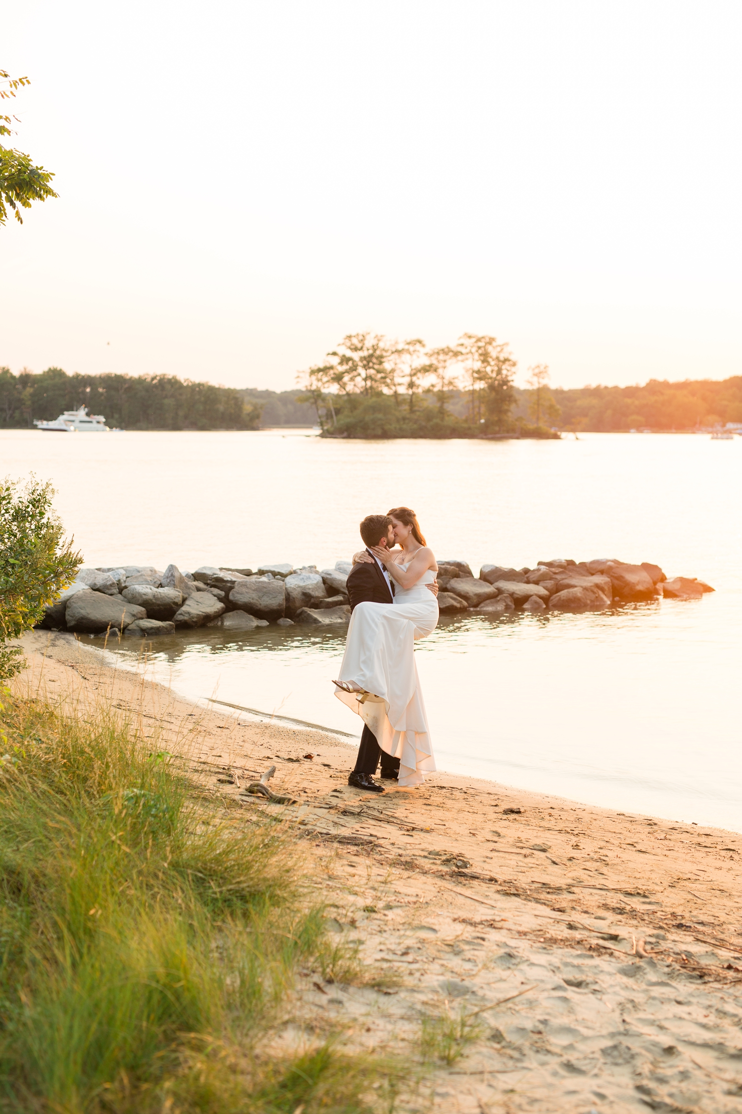 Best wedding photographer at Chesapeake Bay Beach Club Wedding