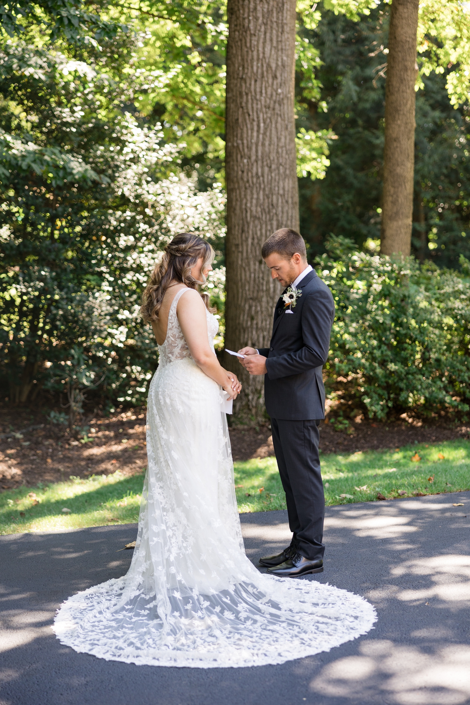 Manassas, VA wedding first look at Sweeney Barn