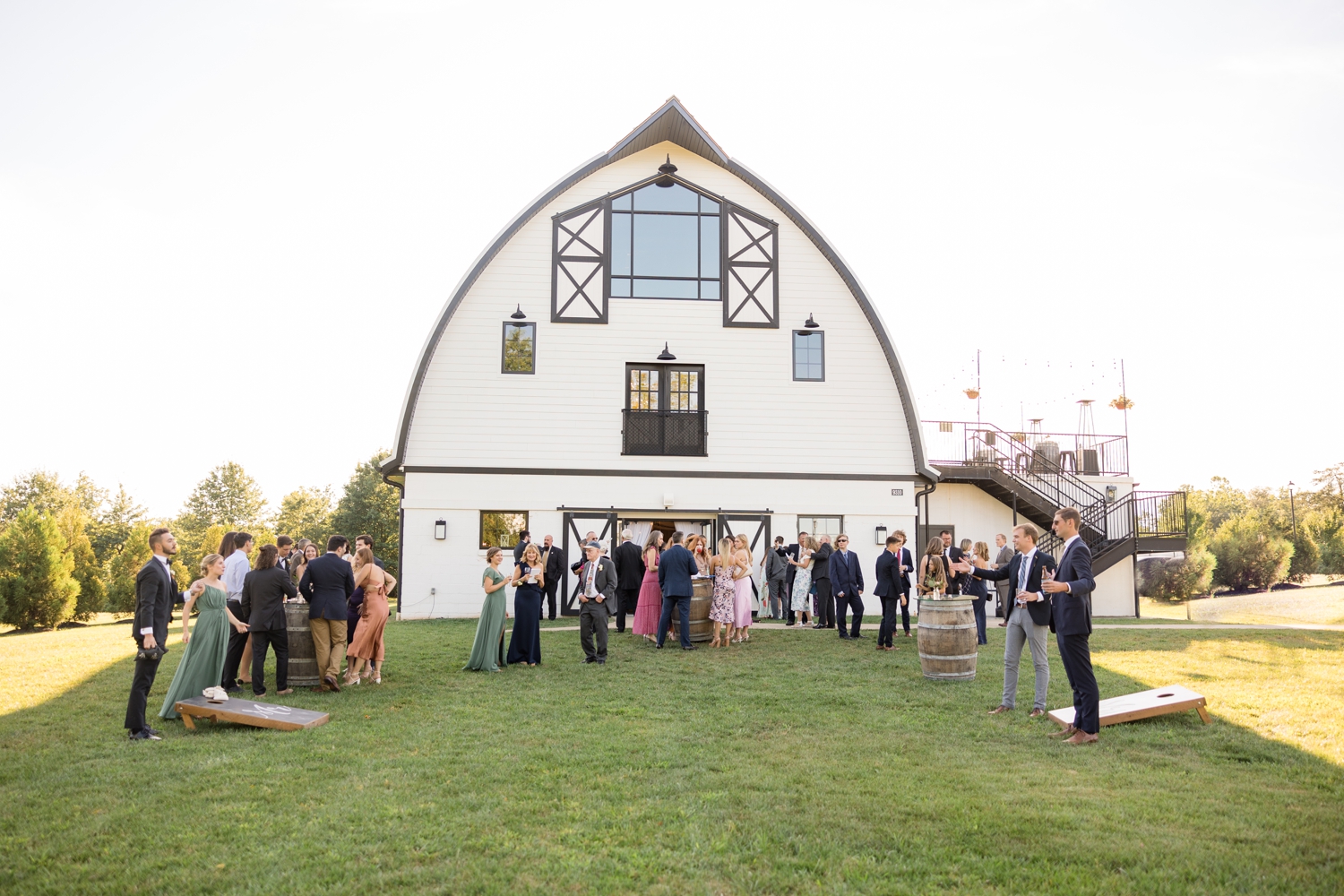 Cocktail hour at Sweeney Barn