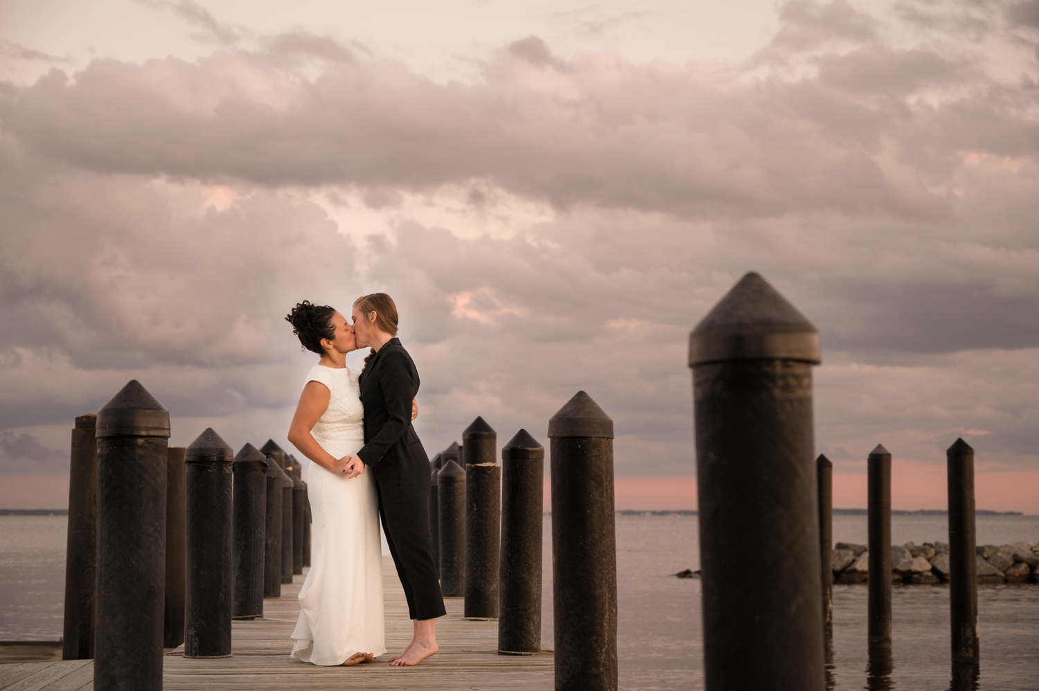 Epic Chesapeake Bay Foundation wedding couple photos at sunset