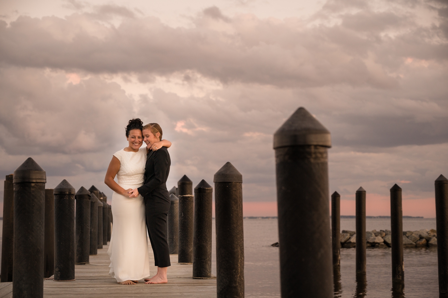 Epic Chesapeake Bay Foundation wedding couple photos at sunset