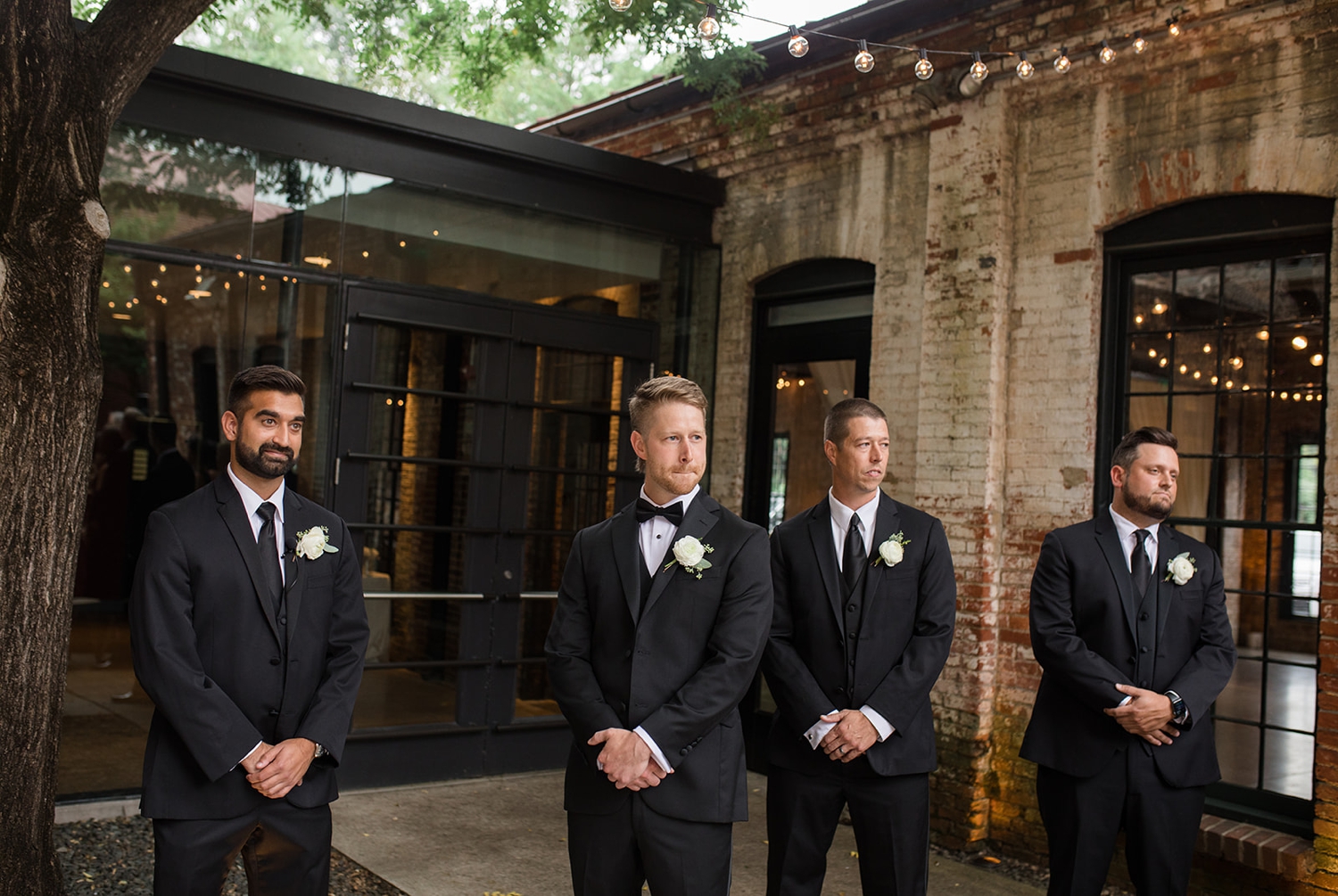 Mt Washington Mill Dye House outdoor wedding ceremony