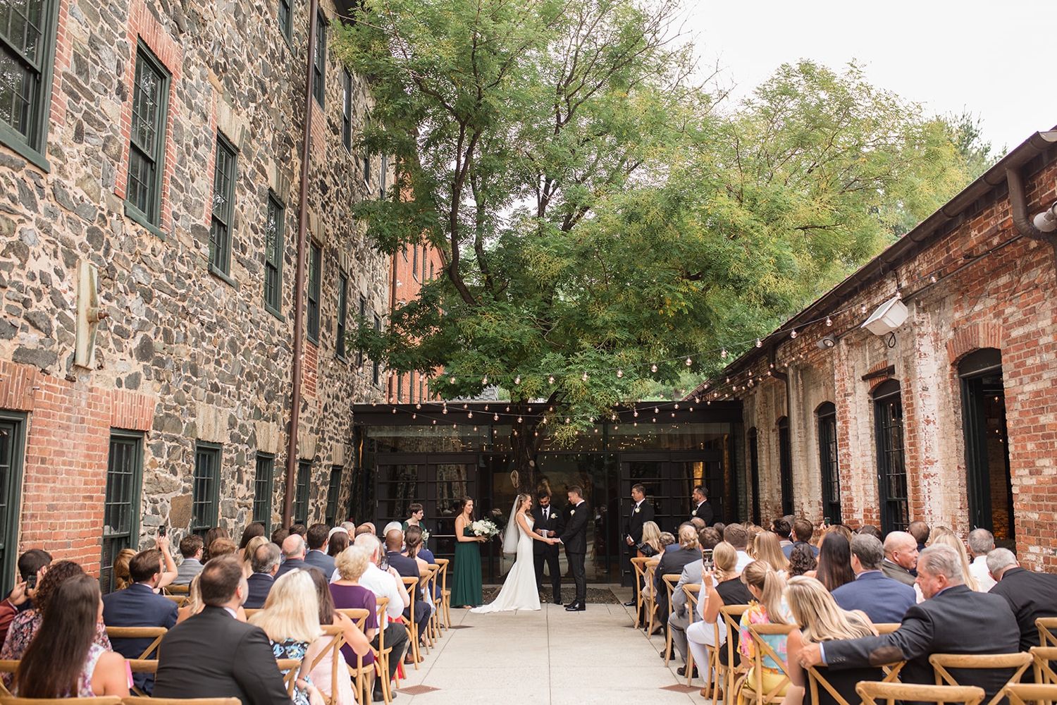 Mt Washington Mill Dye House outdoor wedding ceremony