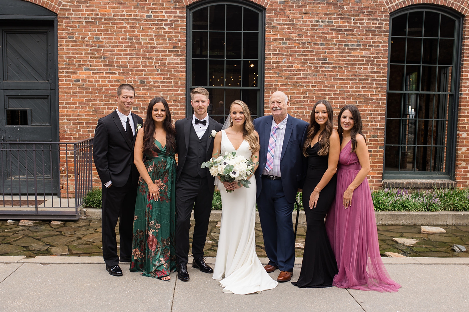 Mt Washington Mill Dye House outdoor wedding cocktail hour