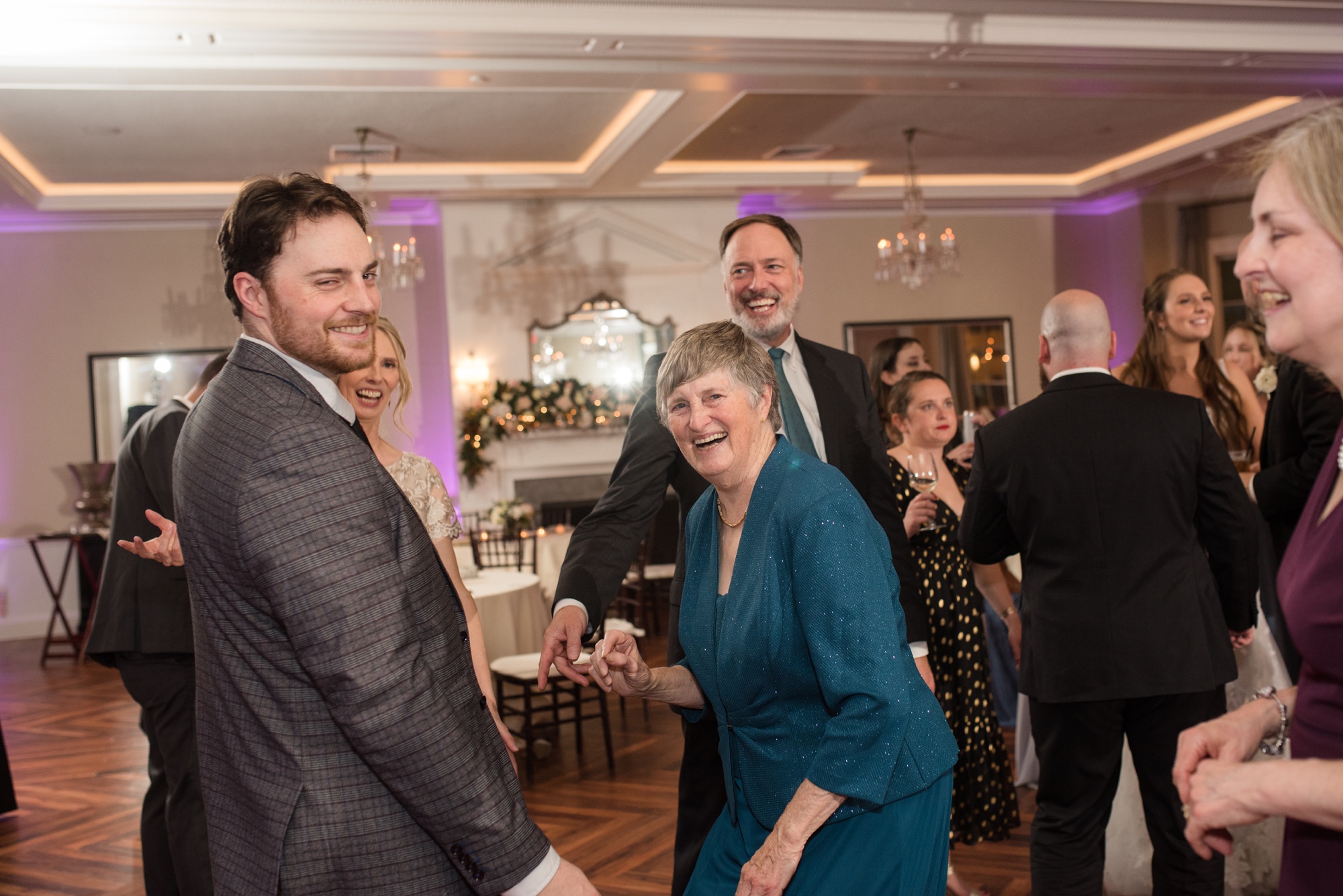 Tidewater inn winter wedding reception dancing