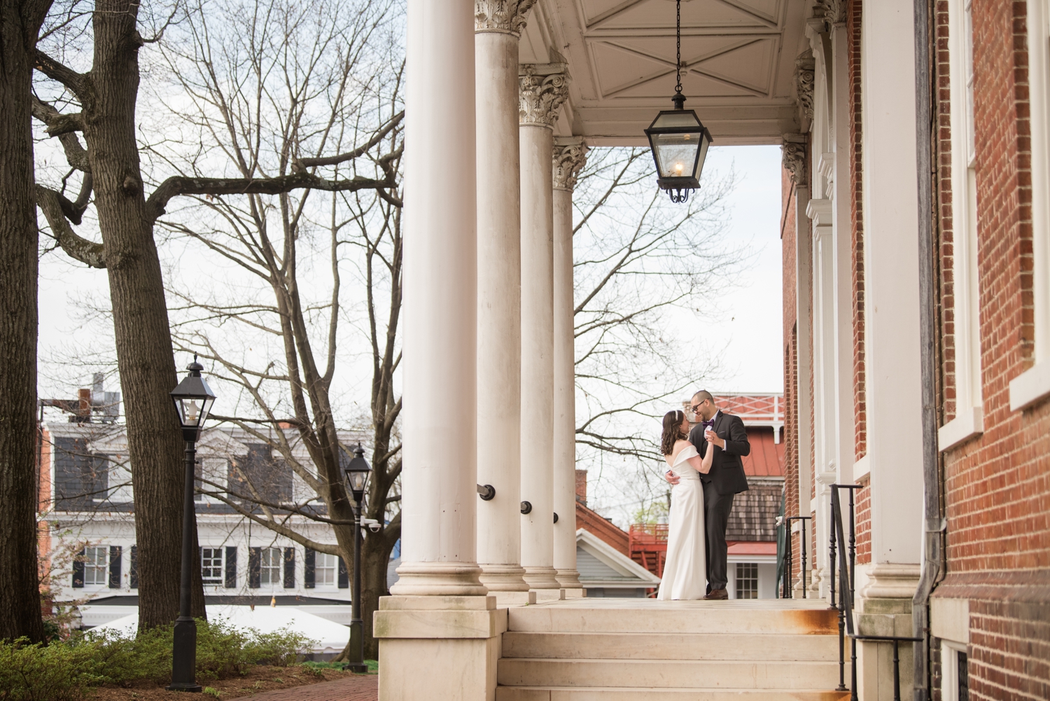 State house tulip elopement micro wedding photograph