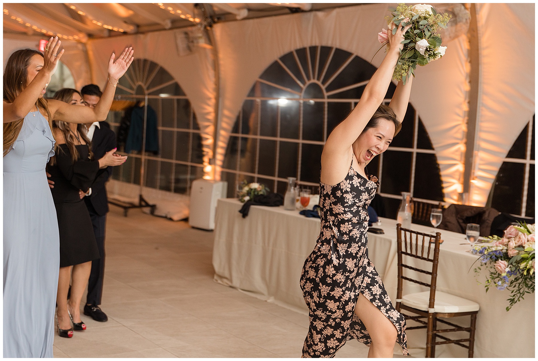 wedding bouquet toss catch