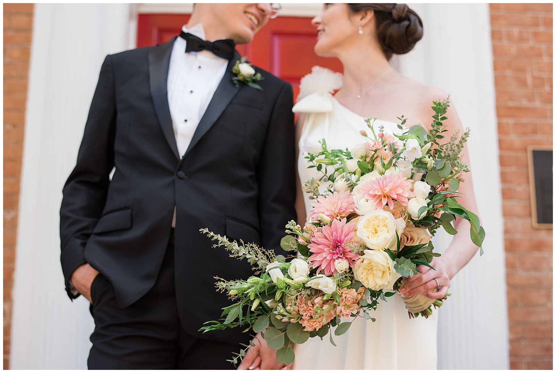 bride and groom portrait pink bouquet