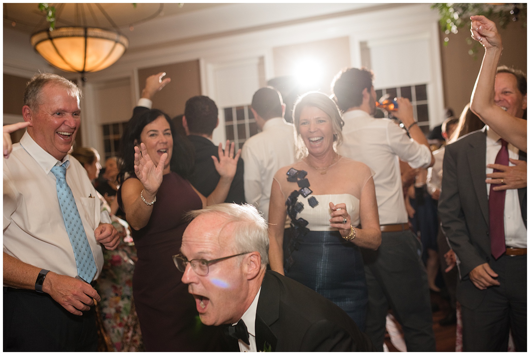 guests candid dancing