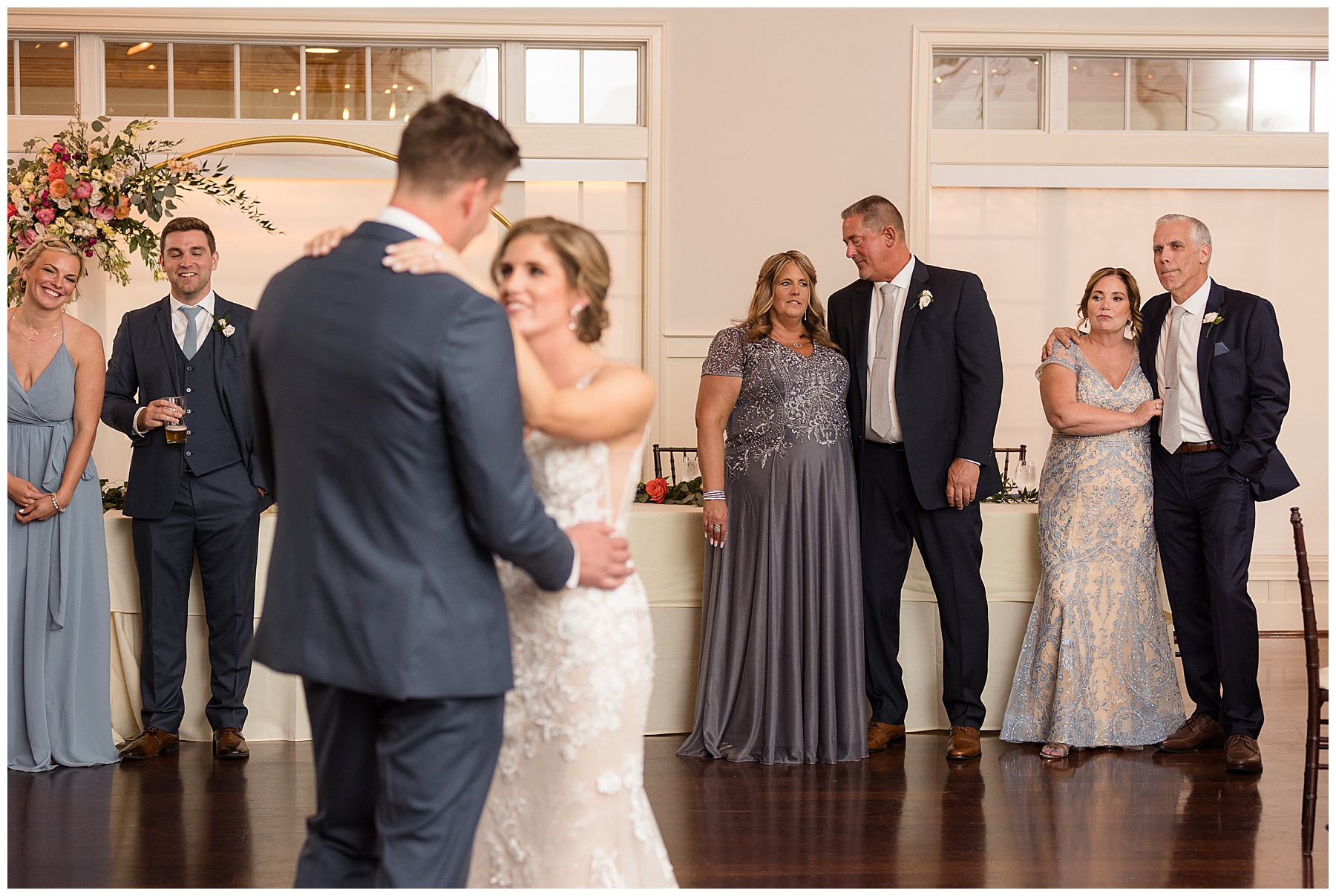 bride and groom first dance