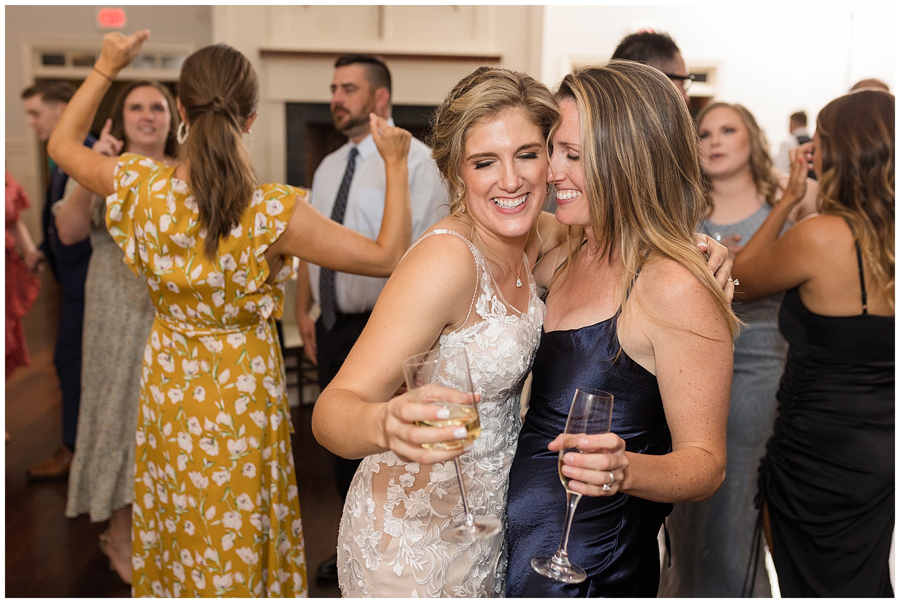 wedding candid guests dancing