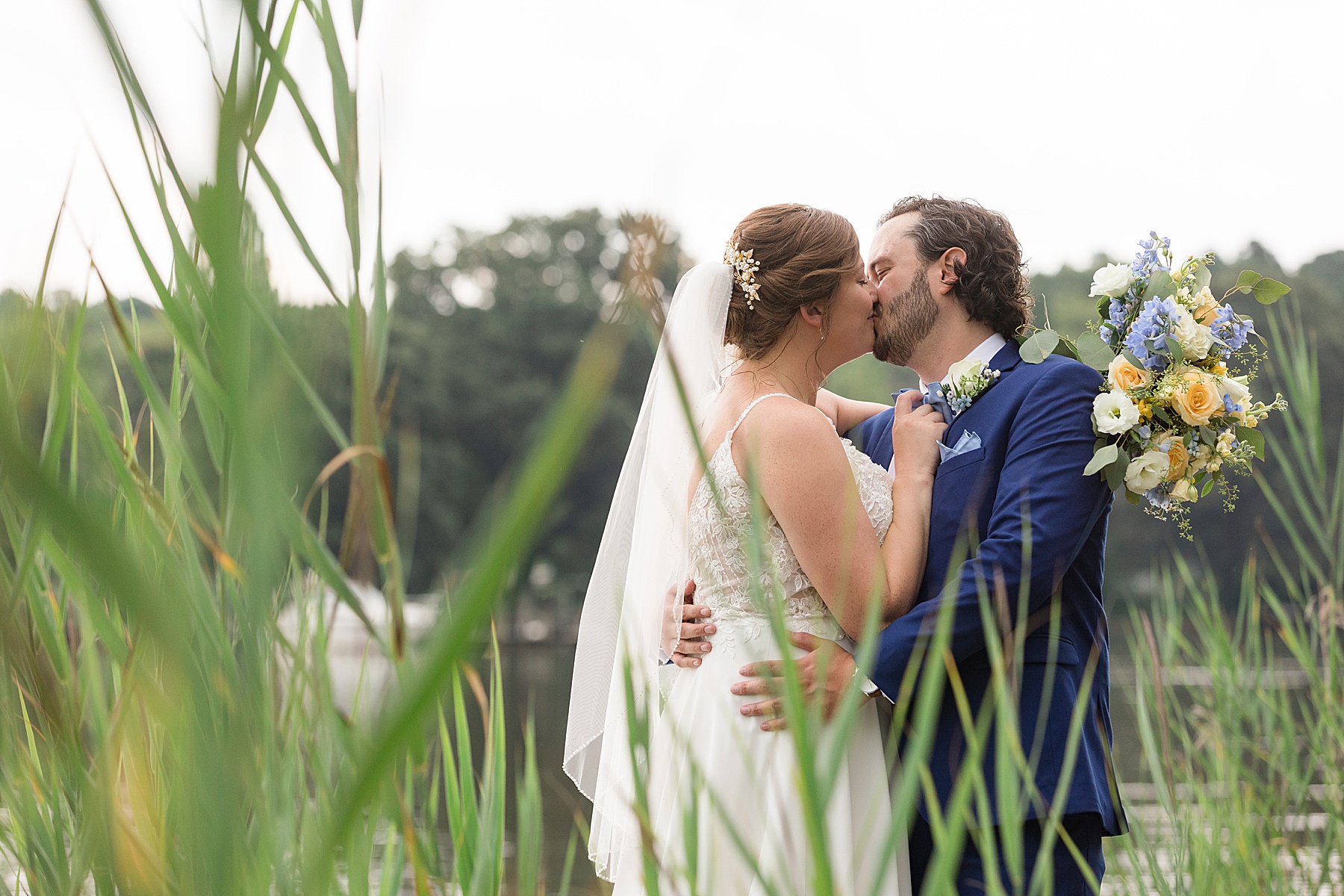 bride and groom portraits kent island pier