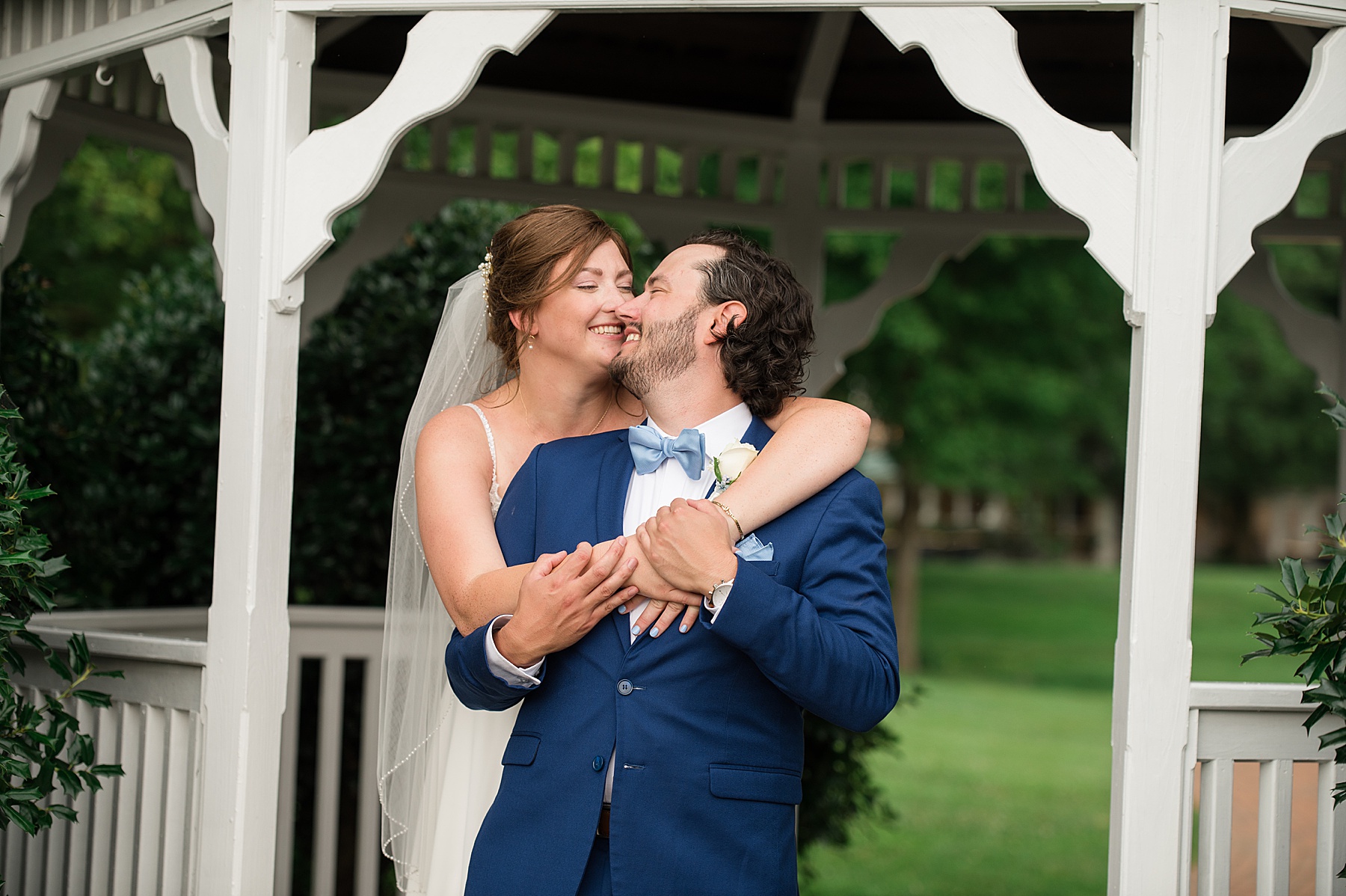 bride and groom portraits