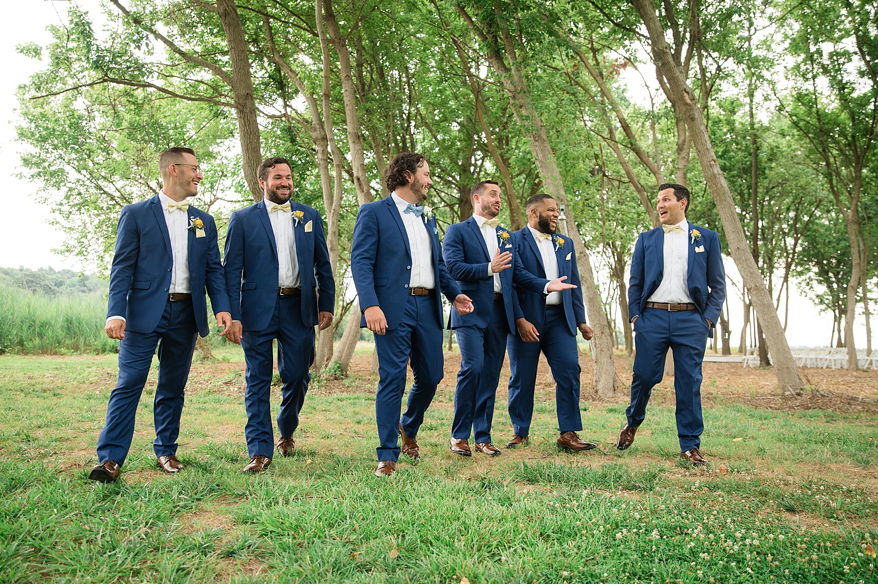 groom and groomsmen navy suits