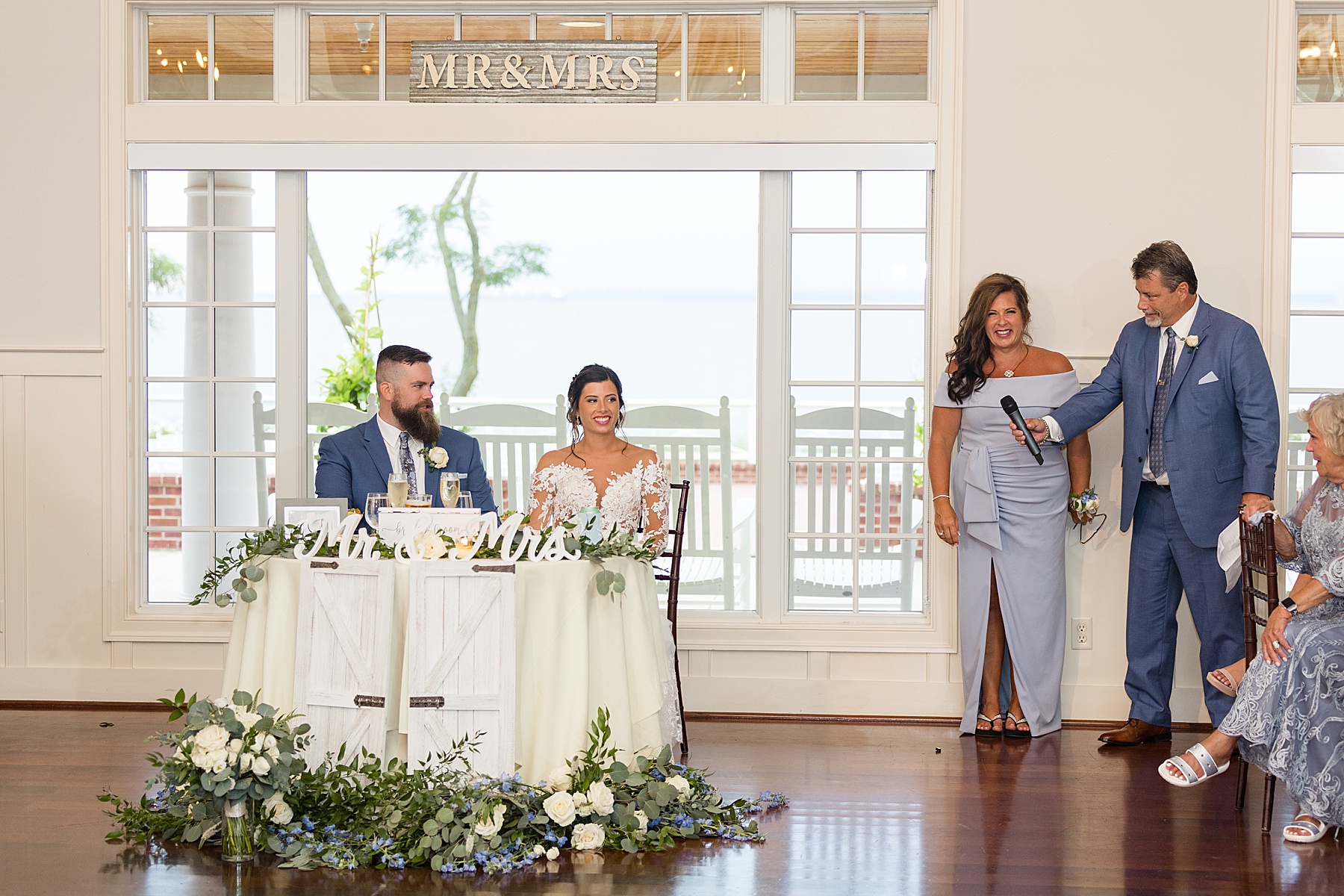 wedding welcome toast by mother of the bride