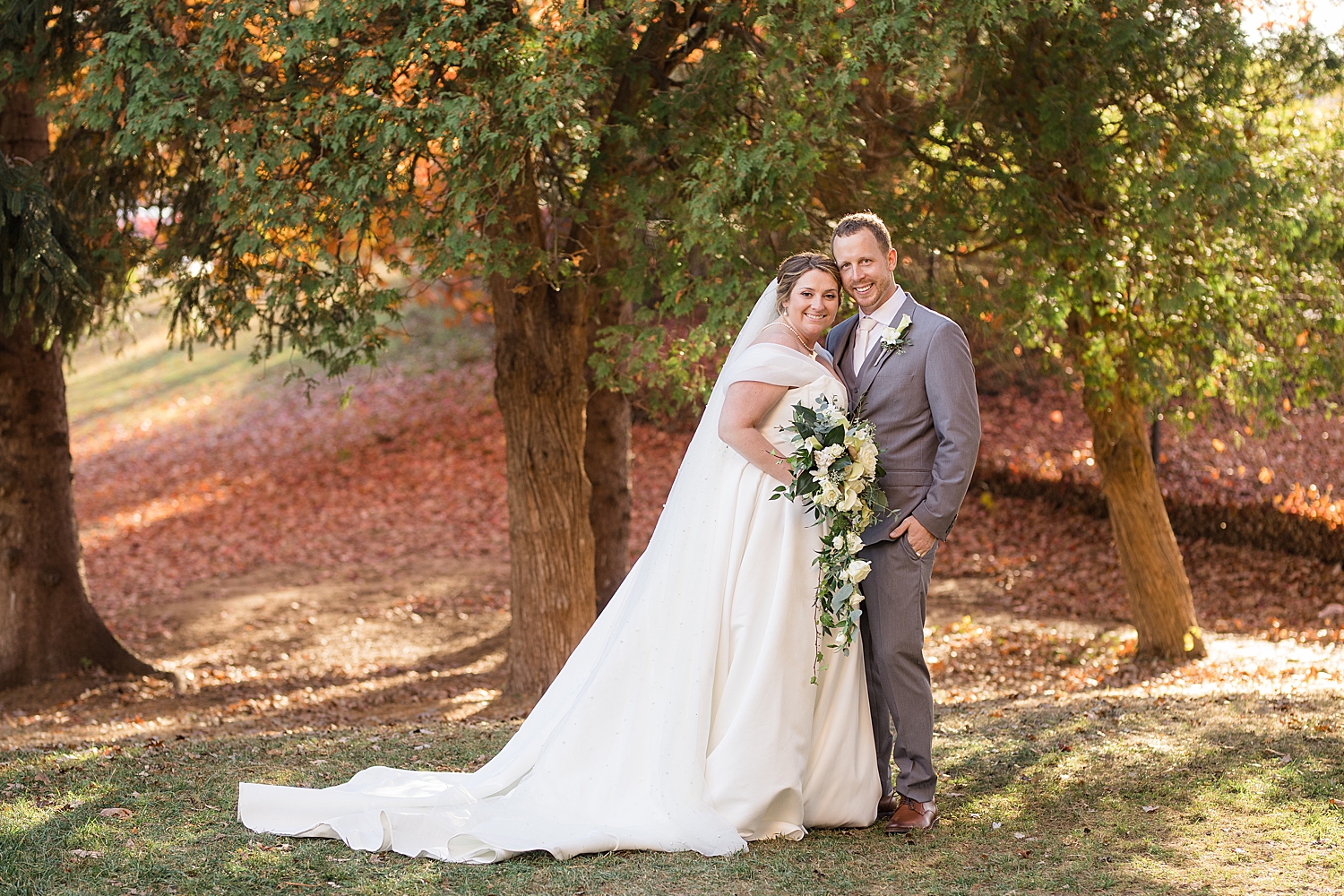 couple portrait november foliage