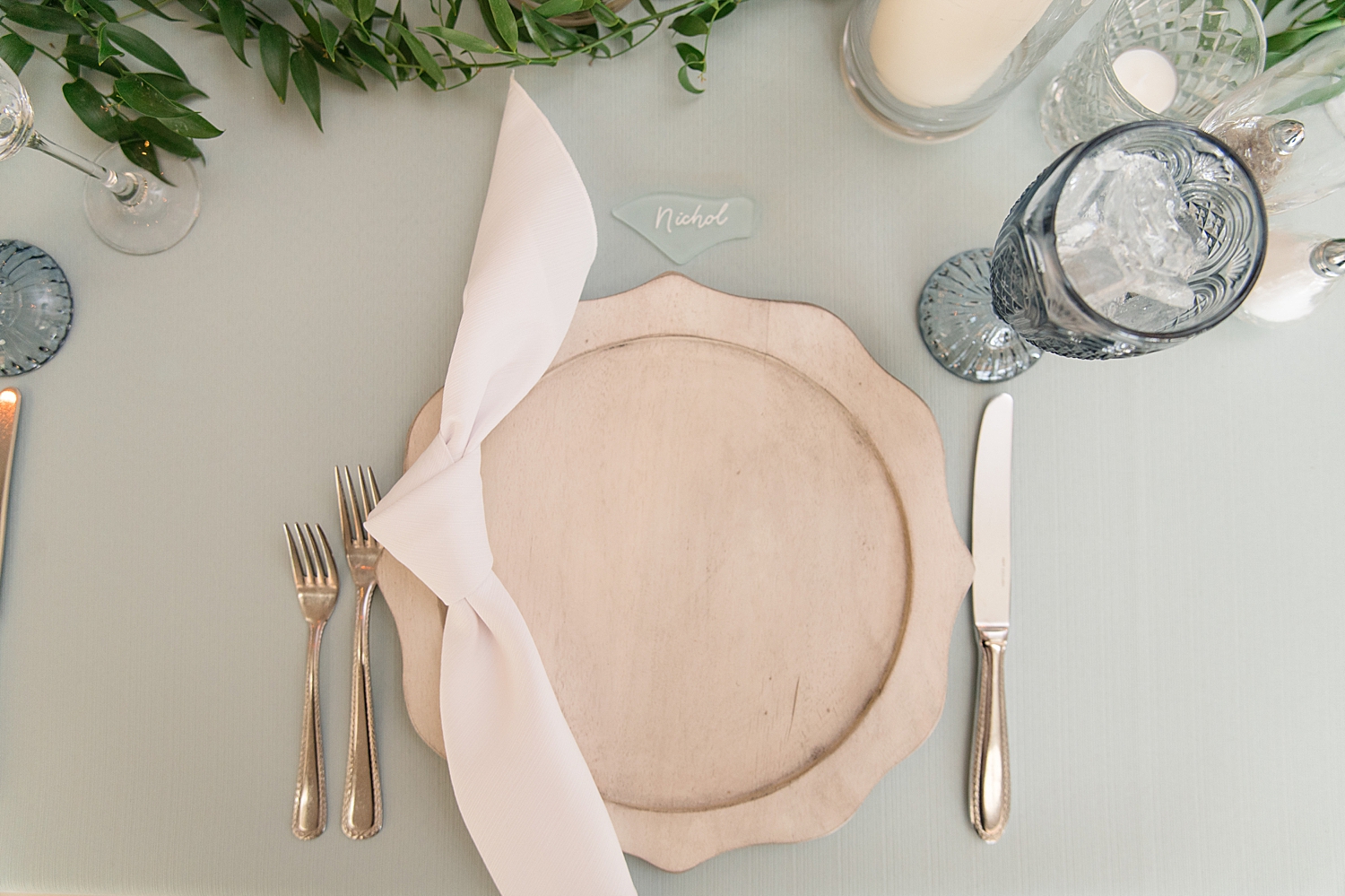 place setting coastal reception