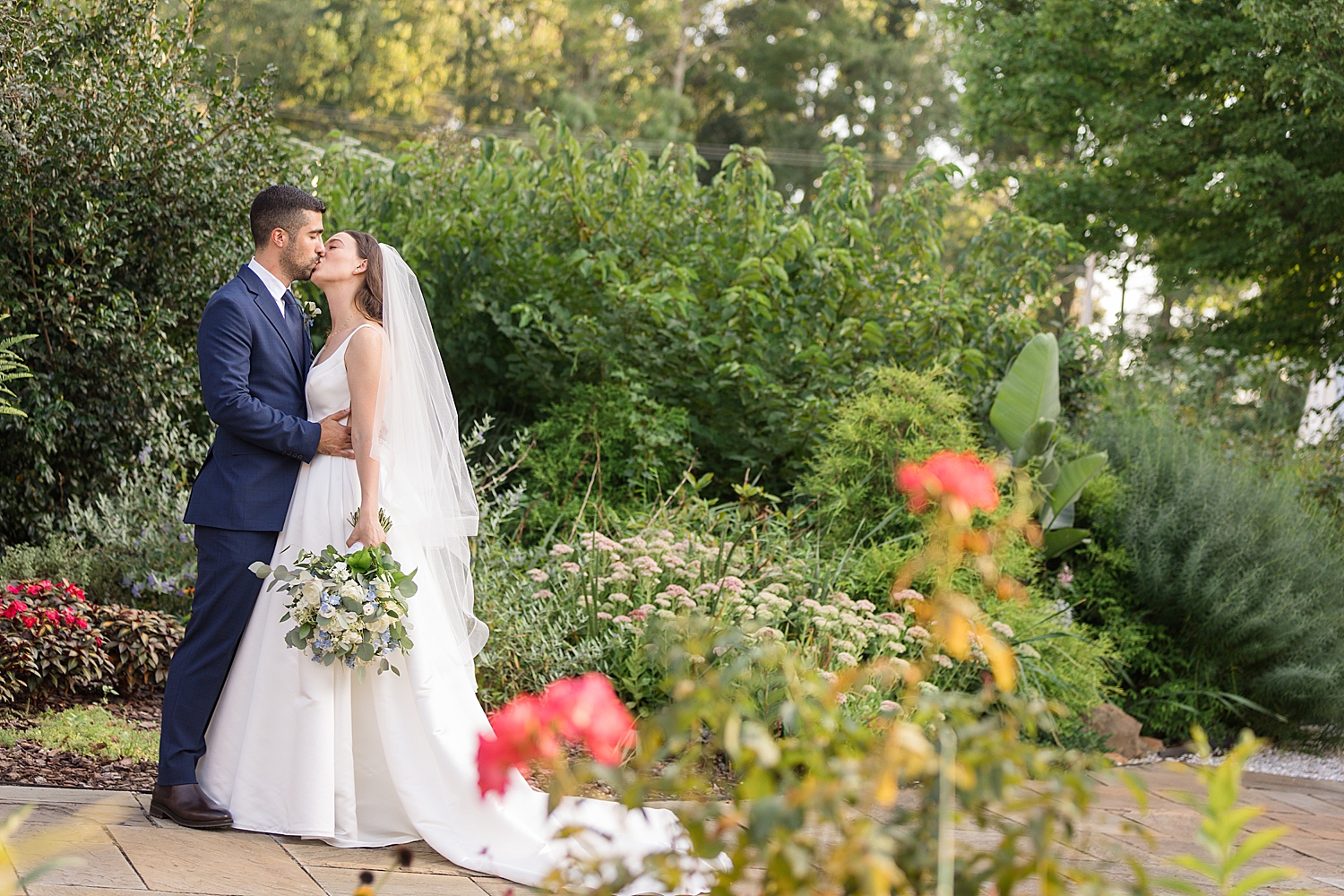 couple portrait garden