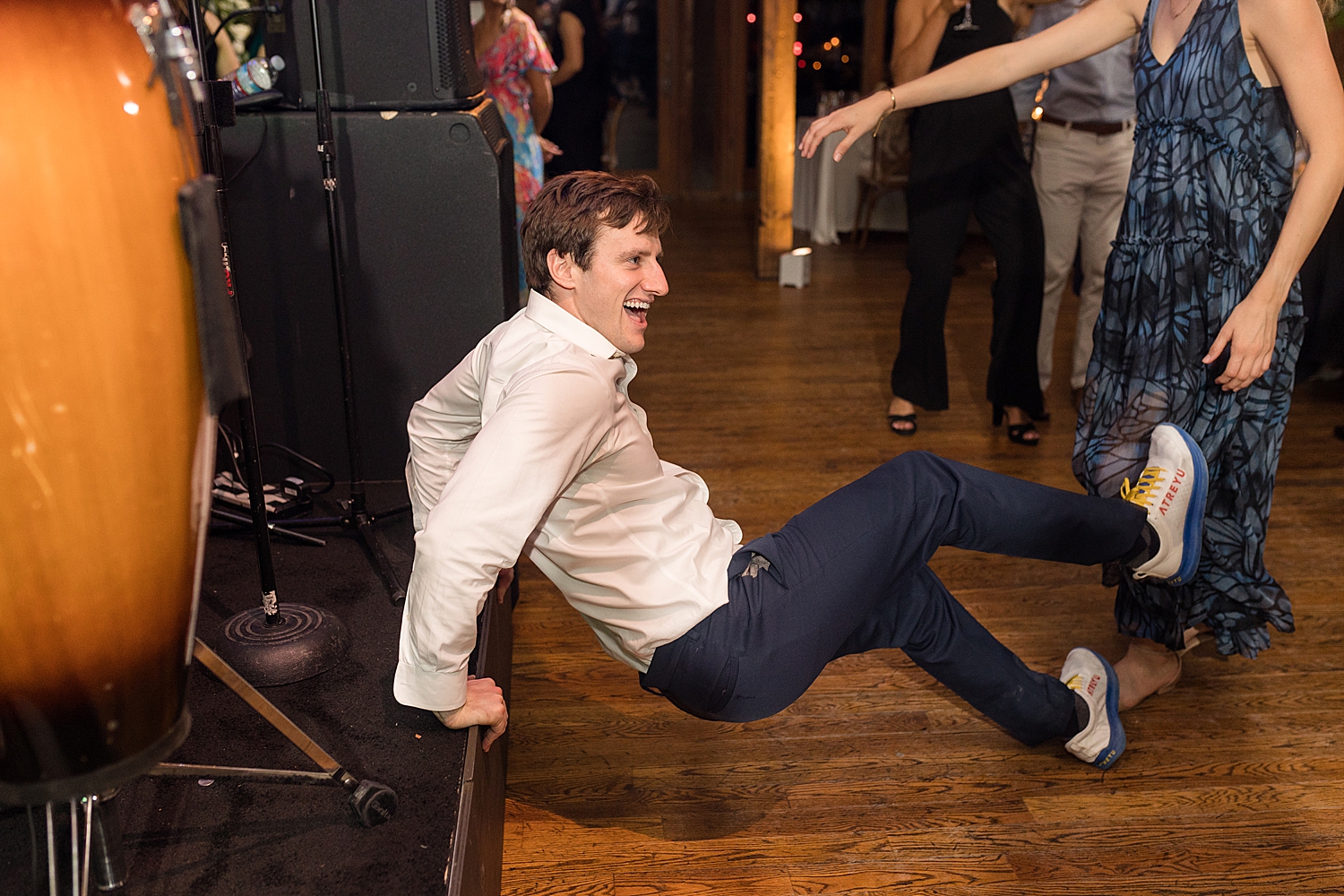 candid guests dancing