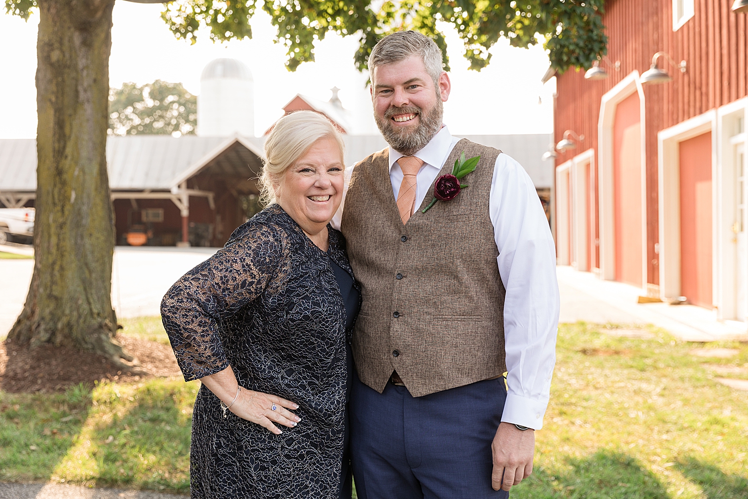 groom with mom