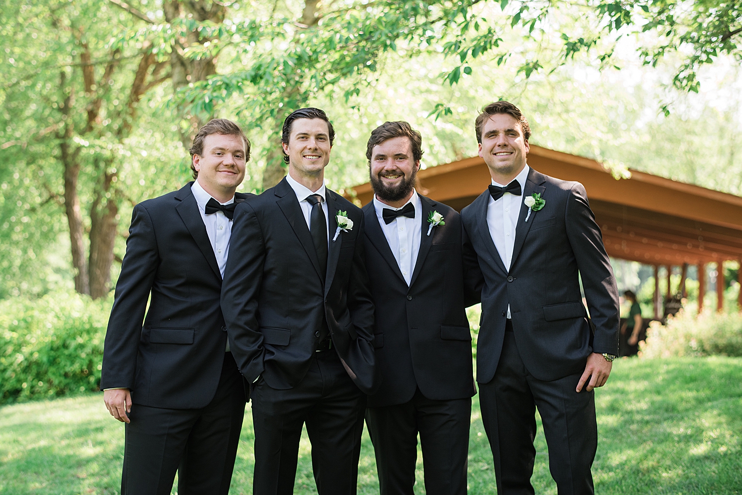 groom and groomsmen