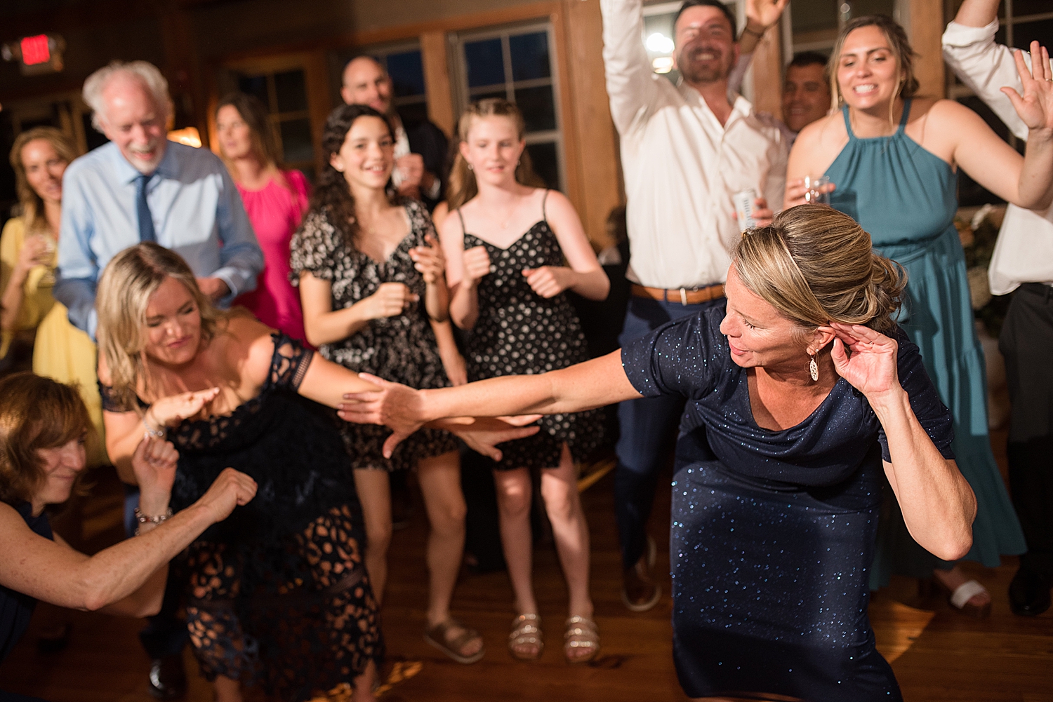 candid guests dancing