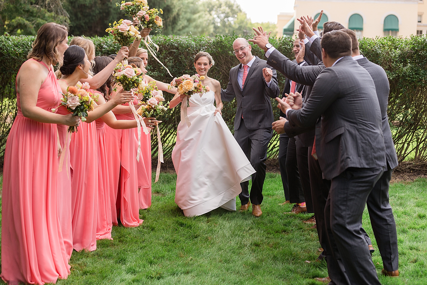 wedding party tunnel