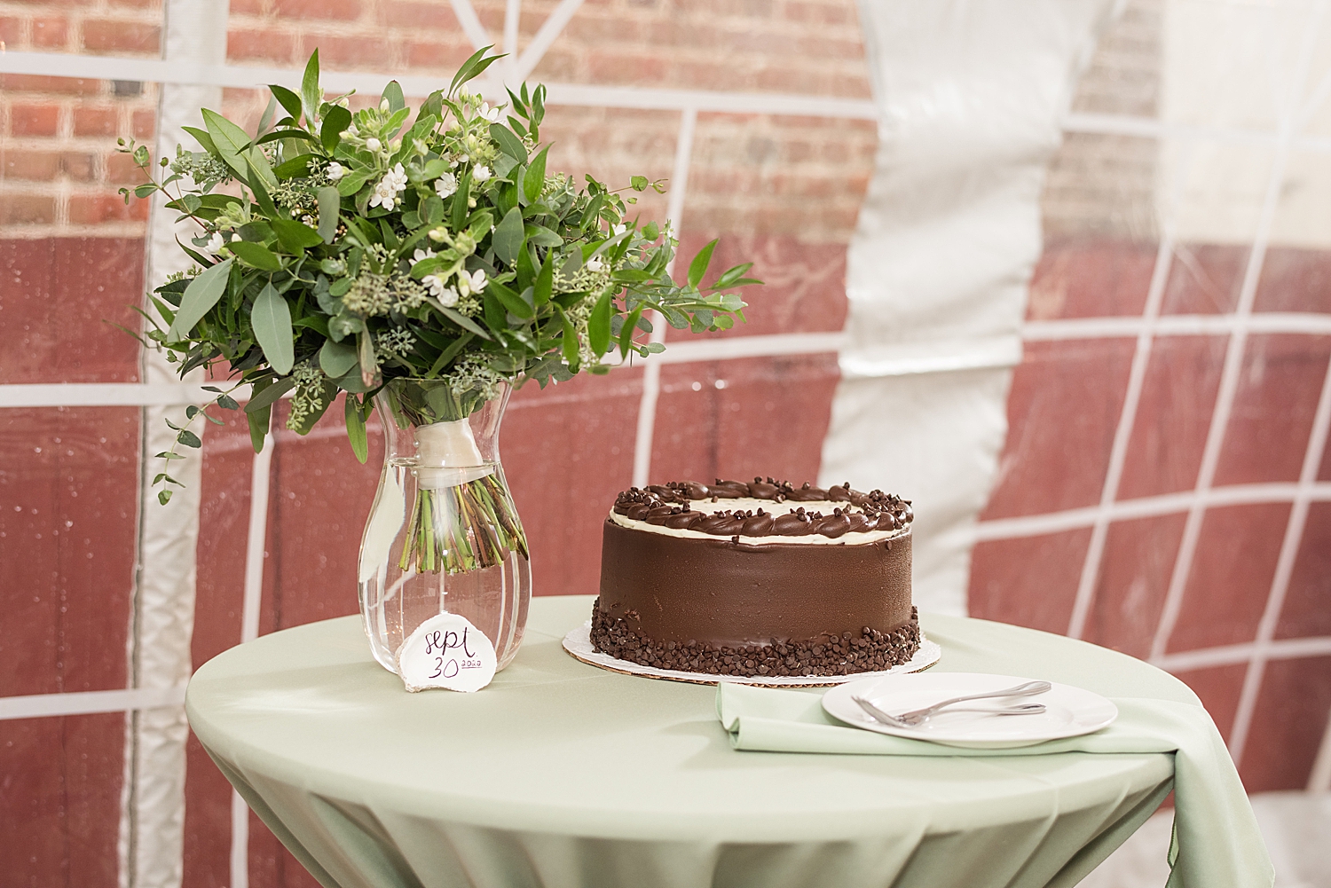 simple cake table