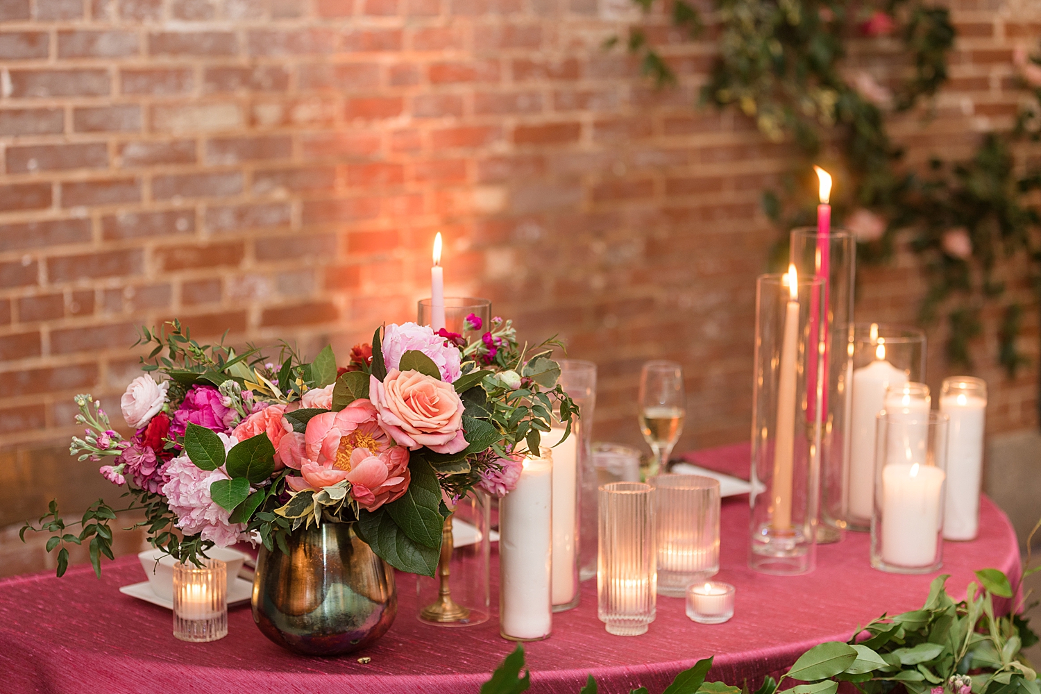 sweetheart table pink and purple