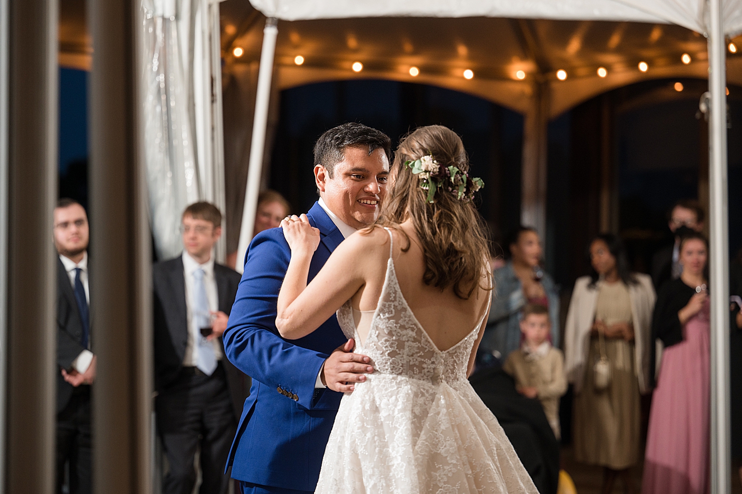 bride and groom first dance