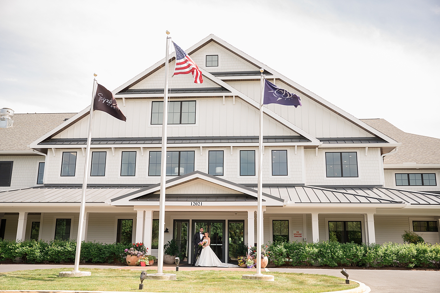 bride and groom couple portrait delaware bayside resort