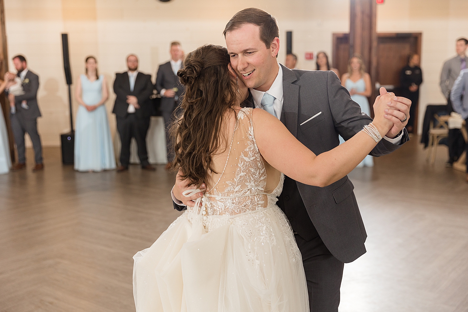 bride and groom first dance