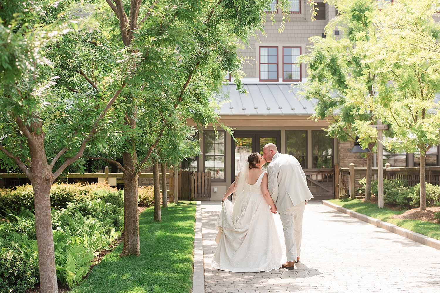 couple portrait summer wedding