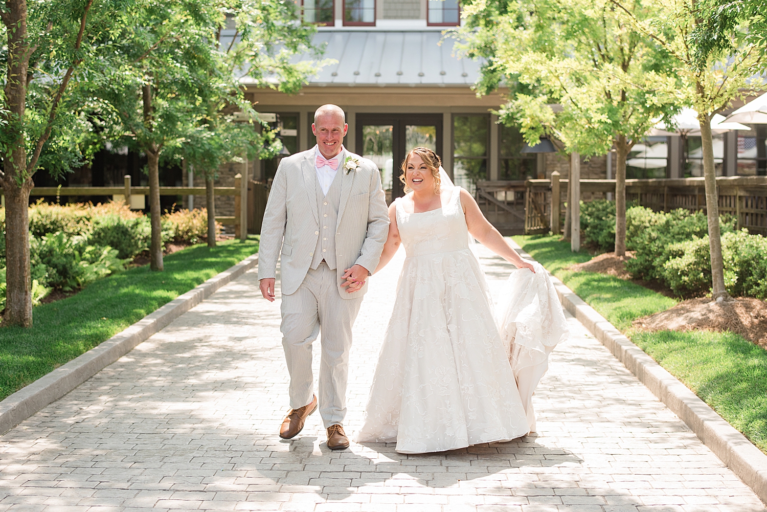 couple portrait summer wedding