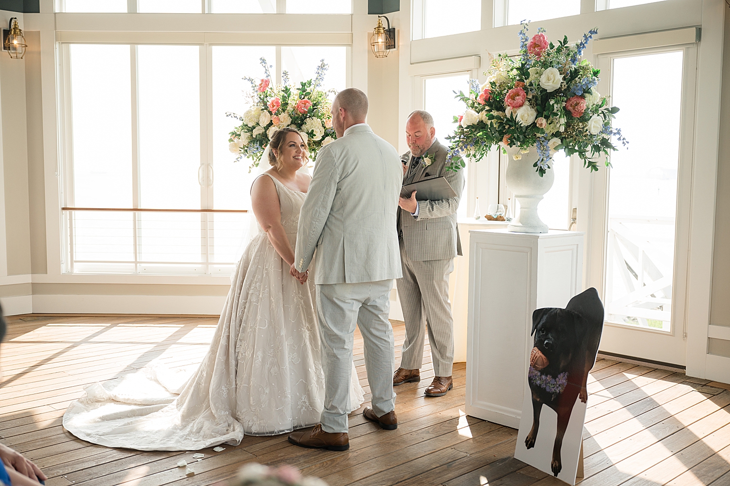 chesapeake beach club indoor ceremony