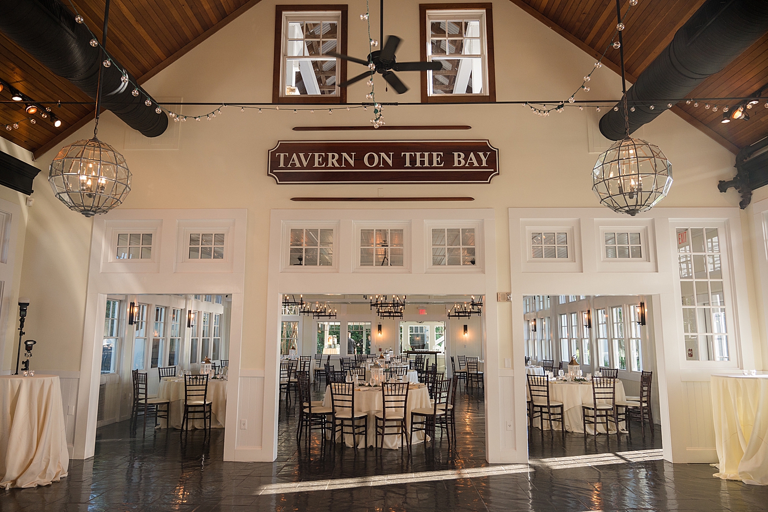 tavern ballroomm