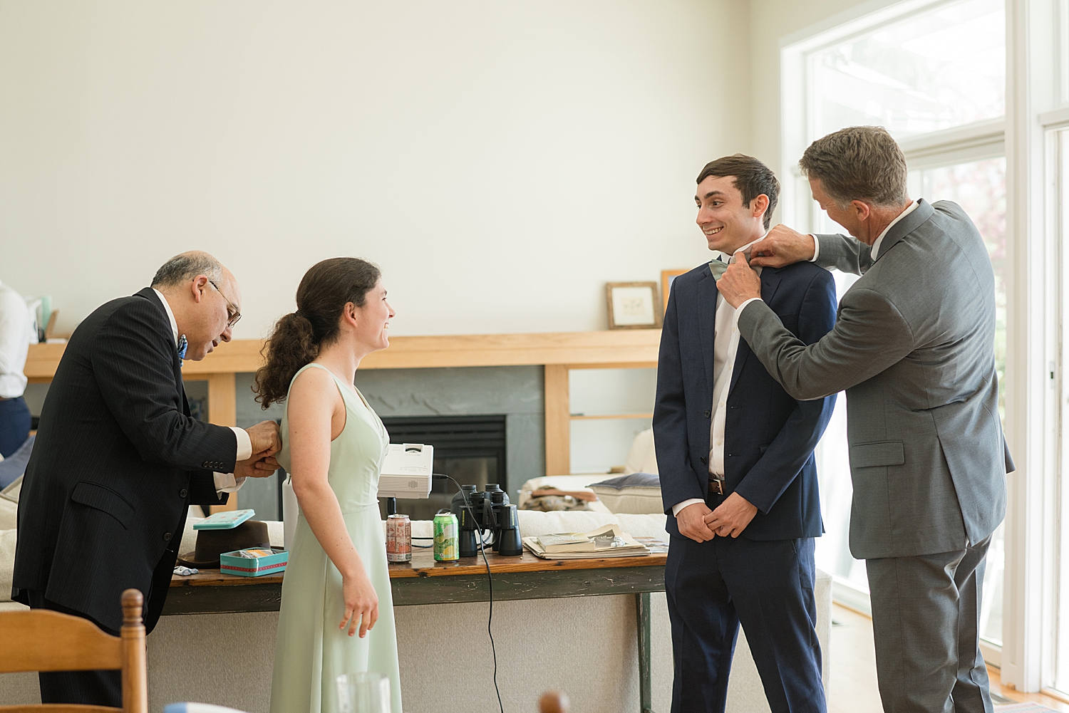 wedding party getting ready