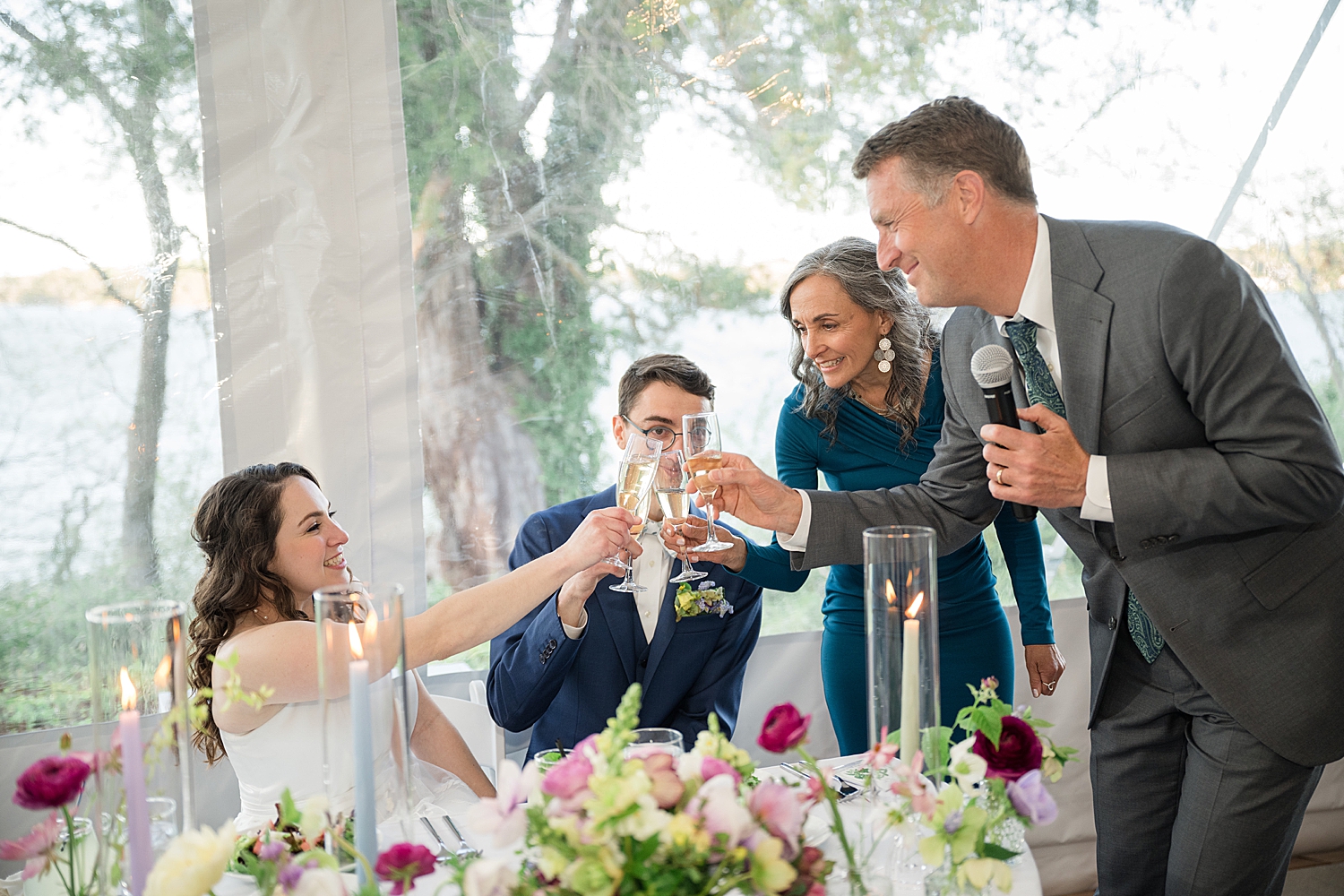 wedding toast during dinner