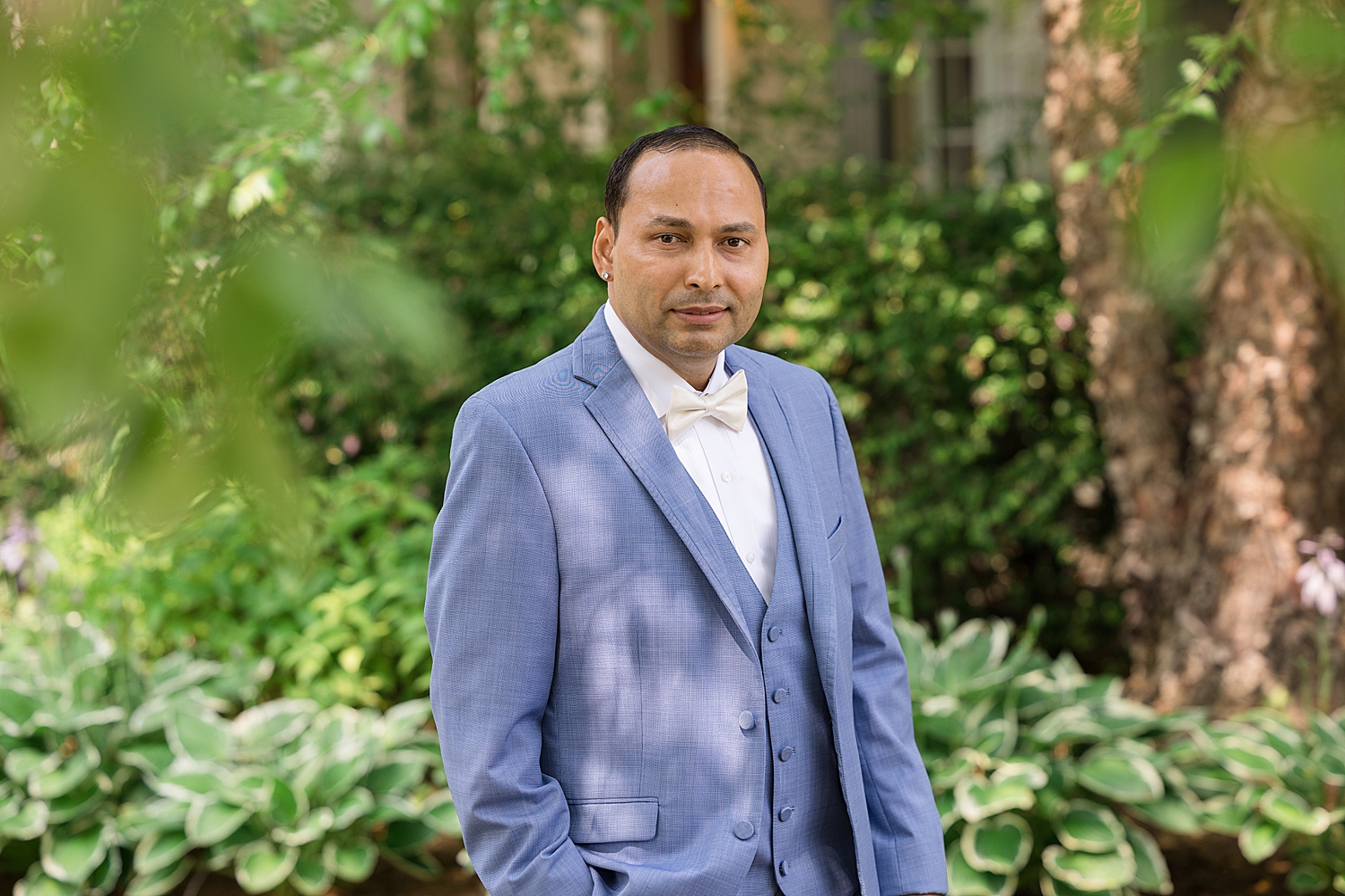 groom portrait