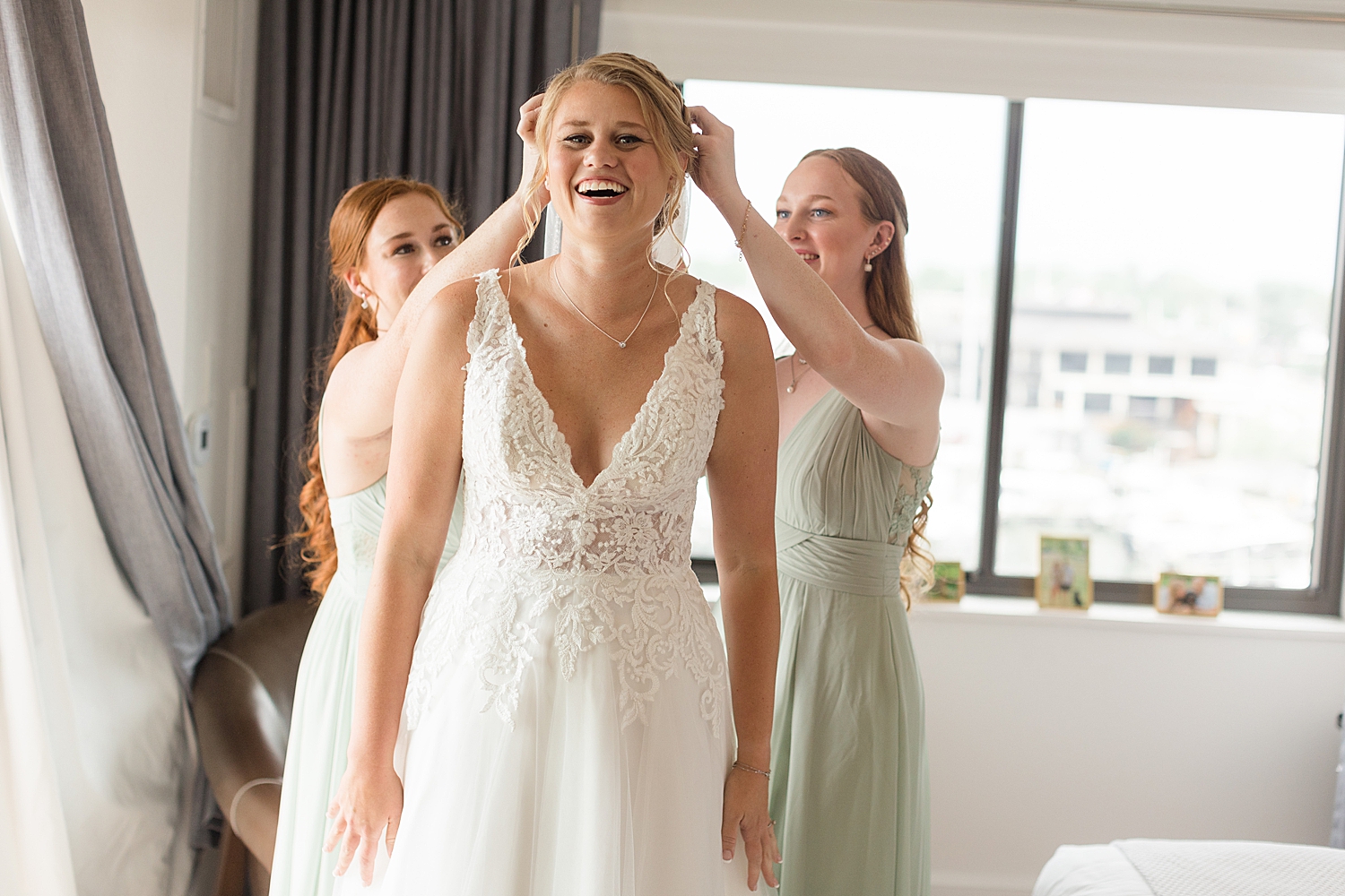 bride getting ready