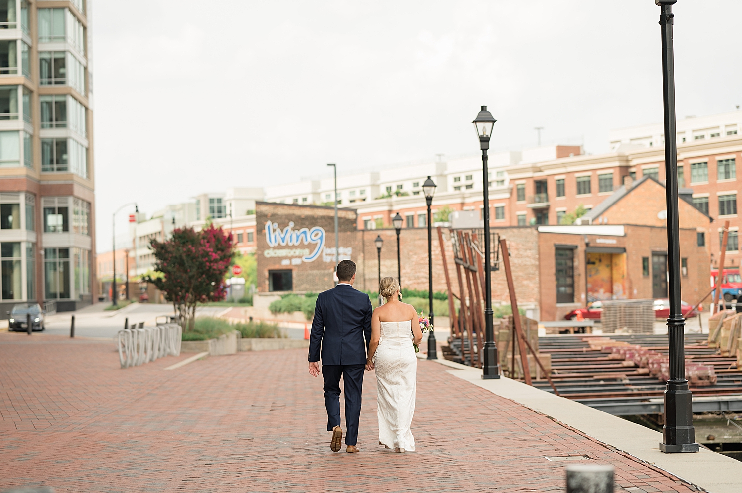 bride and groom portraits in baltimore