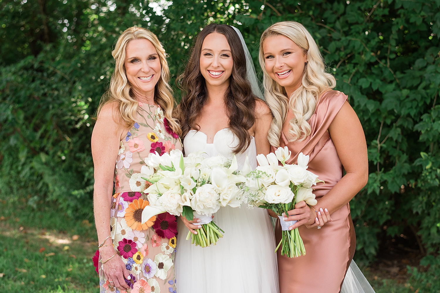 bridesmaid portrait