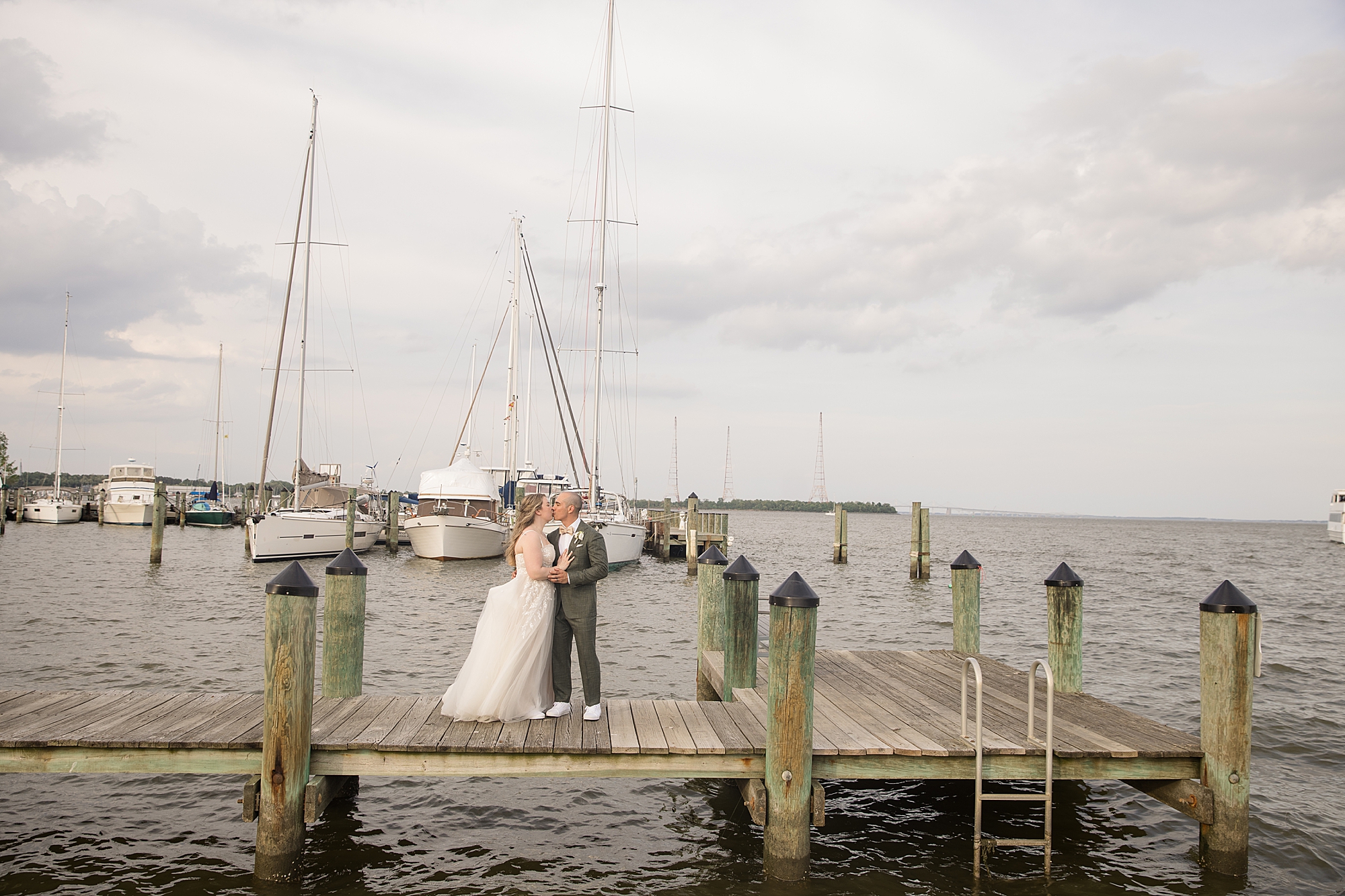 Annapolis Maritime Museum spring wedding on the docks